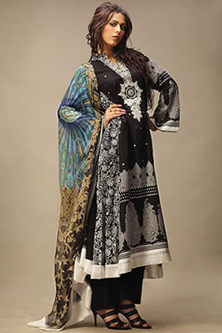 Desi Model Ayyan in Lakhani Clothes