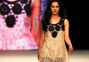 Beautiful Model Walking in Islamabad Fashion Week