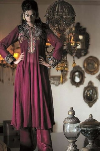Cute Model in Party Wear Lehanga