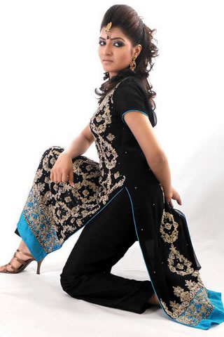 Beautiful Model in Black Ferozzy dress by Rani Emman