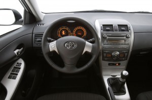 Corolla 2.0D Steering and Speedo Meeter