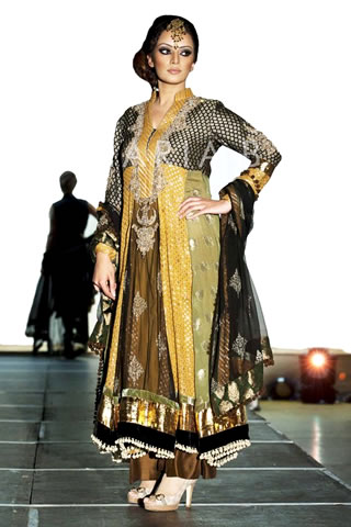 Hot Girl in Latest Maria B. Dress