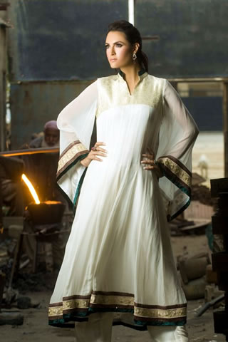 Pakistani Model Nadia Hussain wearing White frock