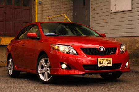 Toyota Corolla 1.3L GLi Red Colour