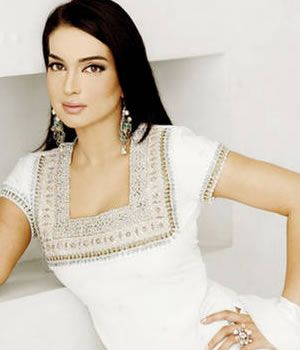 Veena Malik in White Summer Dress