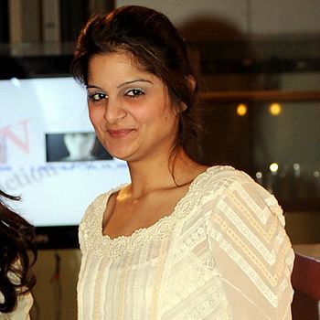 Zainab Pasha (Brand Manager L'Oreal Paris)