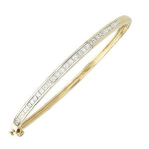 1.49 Carat Diamond Bangle in Yellow Gold