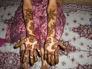 Arabic Mehndi Design for Inside Hand