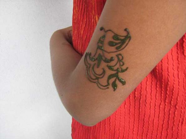 love heart designs_15. Latest Mehandi Tattoo Designs