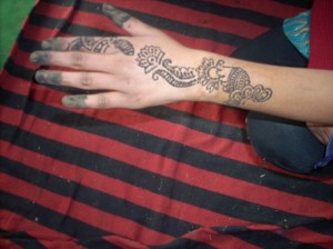 Mehndi Design for Outside Hands