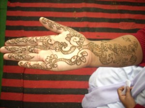 Pakistani Bridal Henna Design 2011