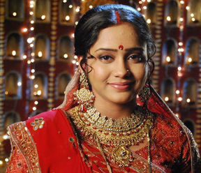 Assiya Pakistani Fashion Designer