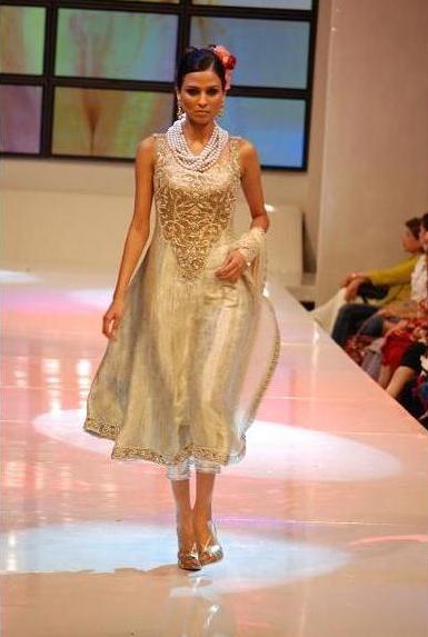Ensemble-FashionShow