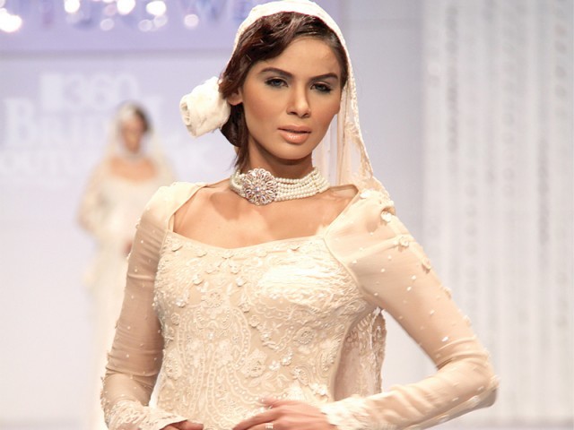 Maheen Khan Bridal couture week 2011