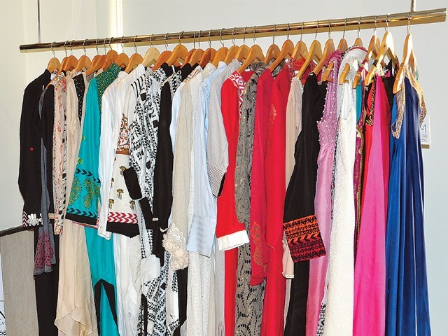 Sania Maskatiya Dresses