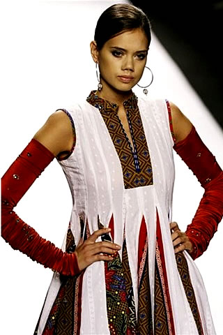 deepak perwani collection at milan fashion week 2010