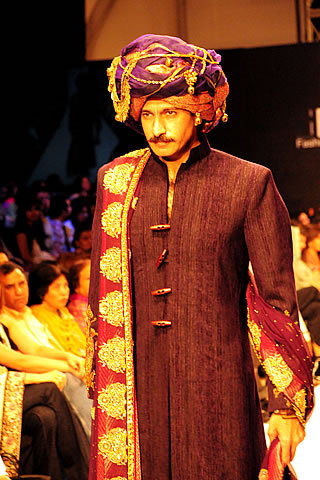 obaid sheikh karachi fashion week