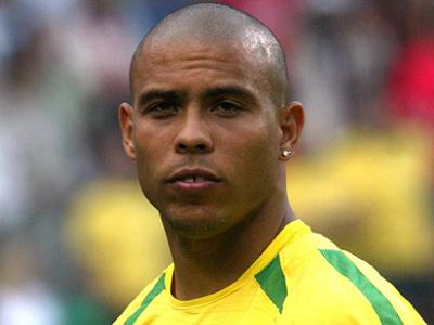 Ronaldo Brazil 2002 on Ronaldo Brazil Footballer