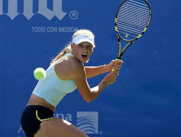 tennis girl caroline wozniacki