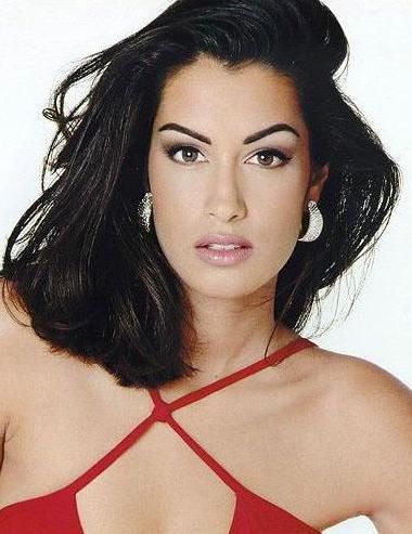 http://www.fashiontrends.pk/wp-content/uploads/2011/10/Yasmeen-Ghauri-Hot-Model.jpg