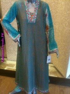 Fashion Valley Widyaan Summer Collection 2012