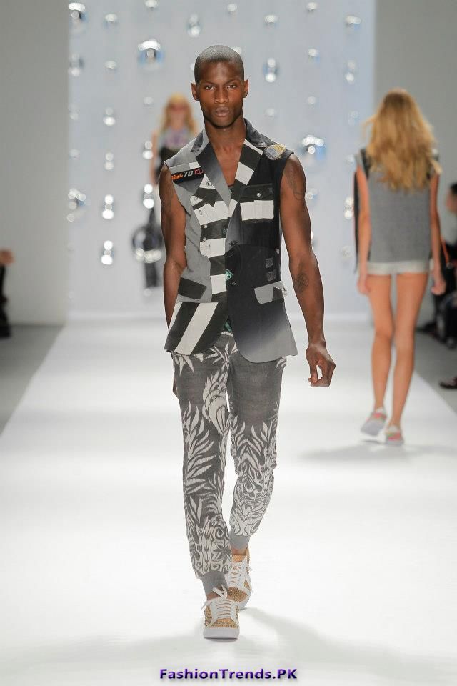 Custo Barcelona RTW Spring 2013 Collection