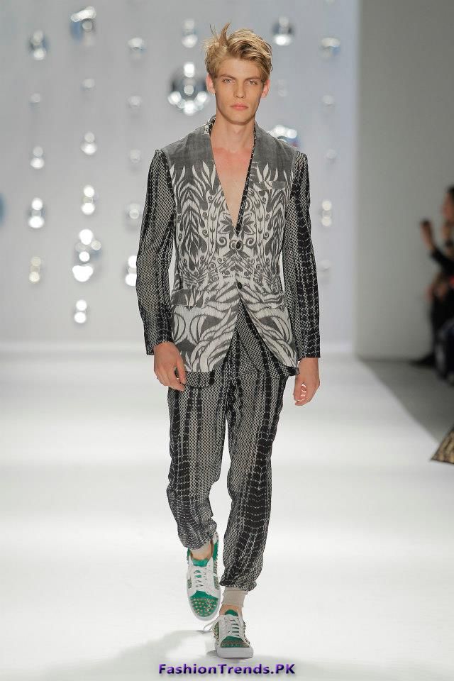 Custo Barcelona RTW Spring 2013 Collection
