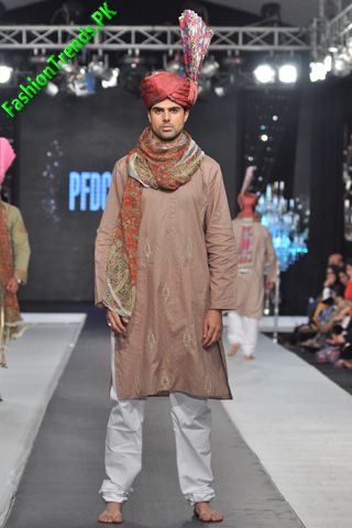 Fahad Hussayn at L'Oreal Paris Bridal Week 2012
