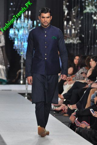 Nida Azwer at L'Oreal Paris Bridal Week 2012