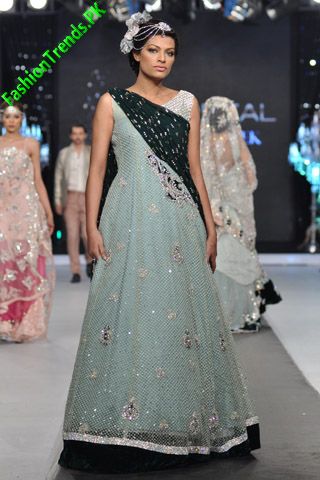 Teena by Hina Butt at L'Oreal Paris Bridal Week 2012