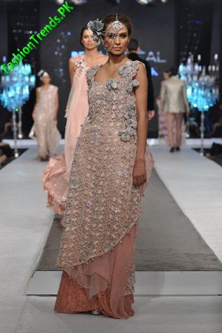 Teena by Hina Butt at L'Oreal Paris Bridal Week 2012