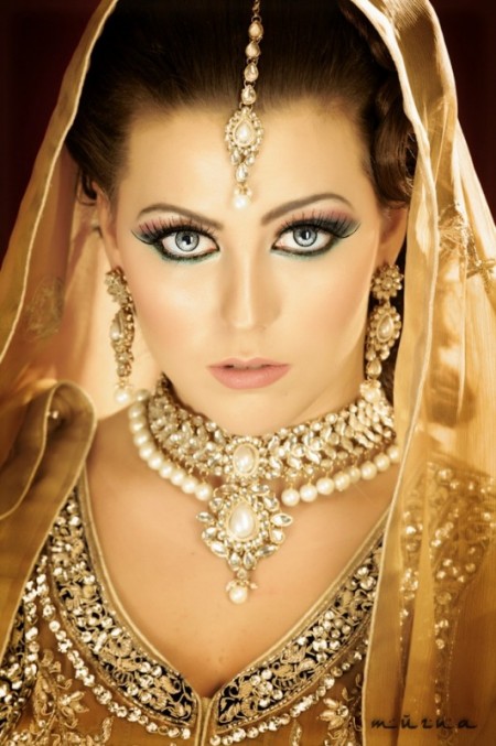 Latest & Trendy Pakistani & Indian Bridals Jewelry Designs 2014 Latest & Trendy Pakistani & Indian Bridals Jewelry Designs 2014