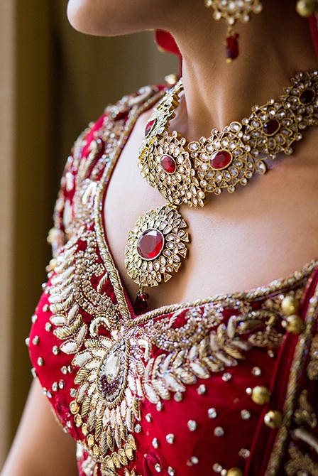 Latest & Trendy Pakistani & Indian Bridals Jewelry Designs 2014 Latest & Trendy Pakistani & Indian Bridals Jewelry Designs 2014