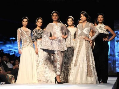 Karachi Fashion Week 2015 Pictures