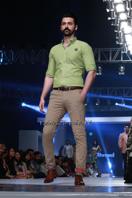Gul Ahmed Collection at PFDC Sunsilk Fashion Week 2015 (24) Gul Ahmed Collection at PFDC Sunsilk Fashion Week 2015 (24)