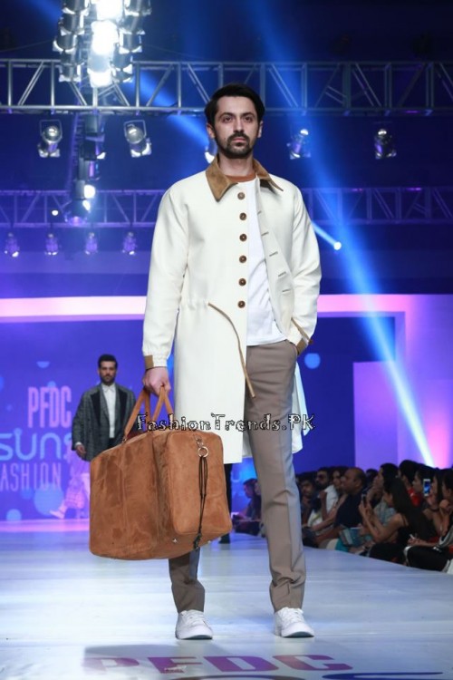 Republic By Omar Farooq at Collection PFDC Sunsilk Fashion Week 2015 (8) Republic By Omar Farooq at Collection PFDC Sunsilk Fashion Week 2015 (8)