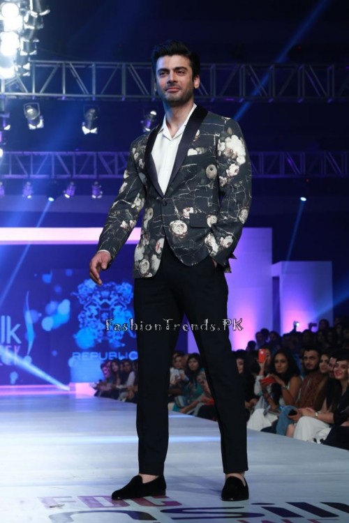 Republic By Omar Farooq at Collection PFDC Sunsilk Fashion Week 2015 (15) Republic By Omar Farooq at Collection PFDC Sunsilk Fashion Week 2015 (15)