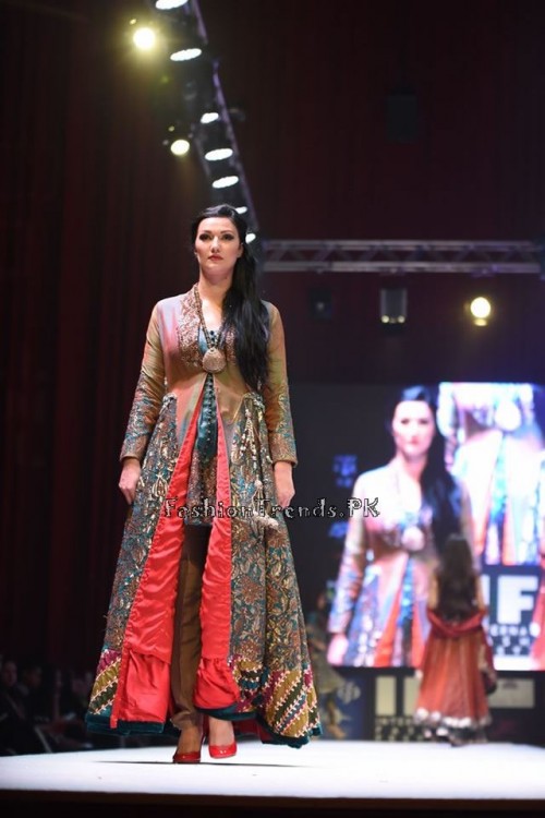 Rana Noman Haq Bridal Collection at International Fashion Festival 2015 (7) Rana Noman Haq Bridal Collection at International Fashion Festival 2015 (7)