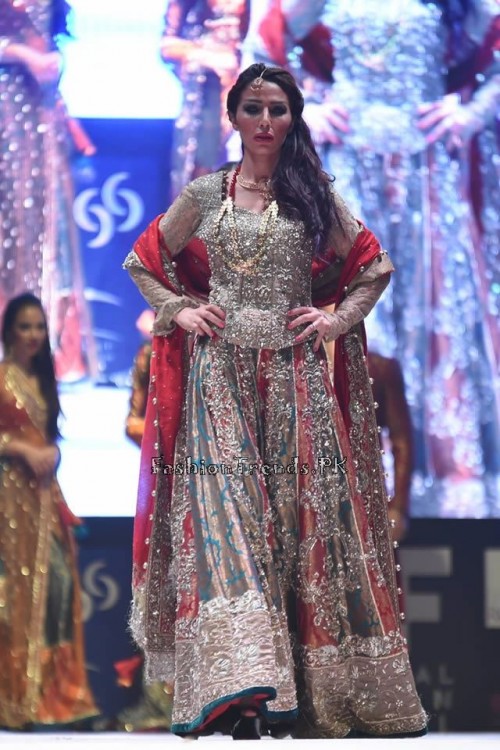 Rana Noman Haq Bridal Collection at International Fashion Festival 2015 (16) Rana Noman Haq Bridal Collection at International Fashion Festival 2015 (16)