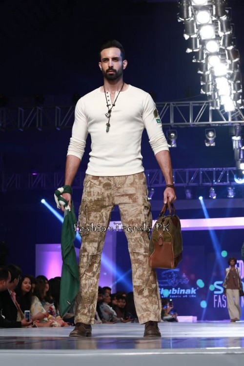 Shubinak Collection PFDC Sunsilk Fashion Week 2015 (14) Shubinak Collection PFDC Sunsilk Fashion Week 2015 (14)