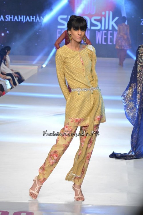 Zara Shahjahan New Vintage at PFDC Sunsilk Fashion Week 2015 (5) Zara Shahjahan New Vintage at PFDC Sunsilk Fashion Week 2015 (5)