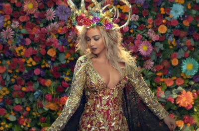лcoldplay hymn for the weekend feat beyonce лcoldplay hymn for the weekend feat beyonce