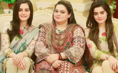 Aiman and Minal Khan With Their Mother in Morning Show Satrungi Aiman and Minal Khan With Their Mother in Morning Show Satrungi