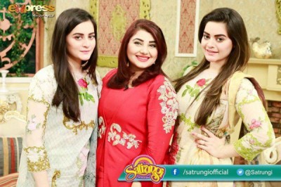 Aiman and Minal Khan With Their Mother in Morning Show Satrungi Aiman and Minal Khan With Their Mother in Morning Show Satrungi
