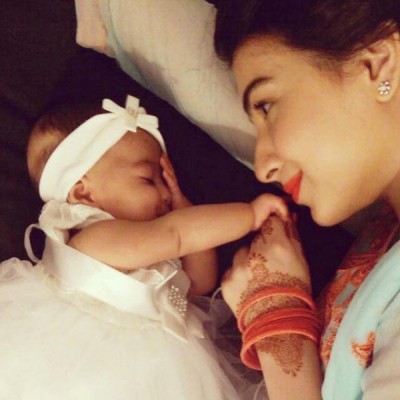 In 2015, Dua Malik’s daughter was born. In 2015, Dua Malik’s daughter was born.