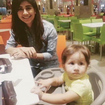 Nooreh Shehroze is the daughter of Syra Shehroze. Nooreh Shehroze is the daughter of Syra Shehroze.
