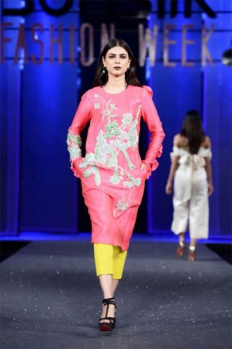 Sana Safinaz Chateau Marmont Collection at PSFW17 Sana Safinaz Chateau Marmont Collection at PSFW17