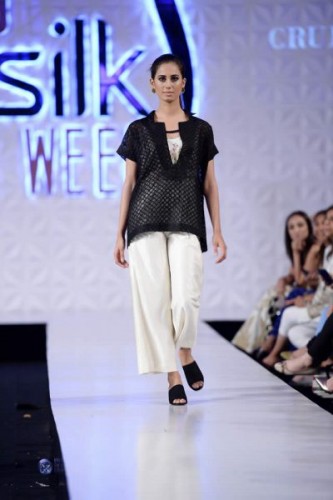 Sania Maskatiya Cruise Collection at PFDC 2017 Sania Maskatiya Cruise Collection at PFDC 2017