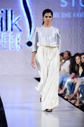 Sania Maskatiya Cruise Collection at PFDC 2017 Sania Maskatiya Cruise Collection at PFDC 2017