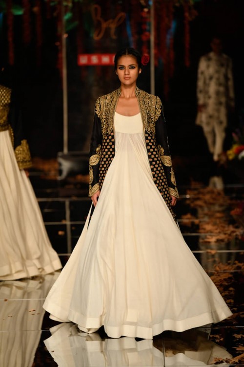 Rohit Bal Lakme1